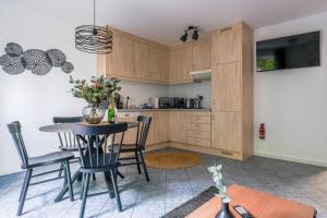 Kuchyň nebo kuchyňský kout v ubytování Pfälzer Weinperle mit Terrasse