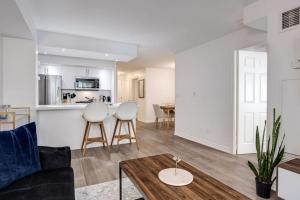 Η κουζίνα ή μικρή κουζίνα στο Urban APT with Highspeed WiFi Near shopping malls +22 φωτογραφίες