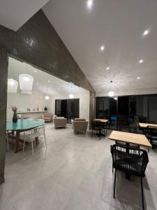 Posezení v ubytování Le Petit Hôtel de Pianottoli-Caldarello