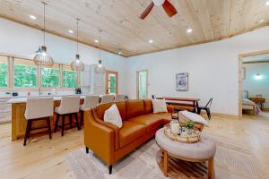 Φωτογραφία από το άλμπουμ του Mountain Delight σε McCaysville