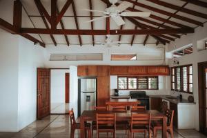 Fotografie z fotogalerie ubytování Salvatierra Beachfront Hotel v destinaci Puerto Coyote