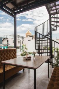 Imagen de la galería de Hotel Tato & CoWorking space, en Tiflis