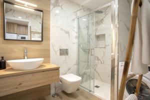 Koupelna v ubytování -MalagaSunApts- CityCenter Spacious Studio + 11 fotografií