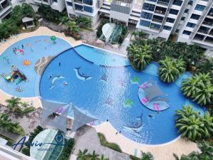 an overhead view of a swimming pool at a resort at Atlantis Melaka I 5-11pax I 5min JonkerSt by Alviv Management in Melaka