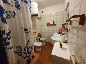 Et badeværelse på La casetta di Francesco - Relax - Mare - Treno 20' Roma