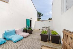 Ban công/sân hiên tại Maison 3 chambres, terrasse et piscine