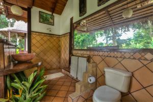 Gallery image of Villa Toucan with National Geographic Views in Puerto Viejo