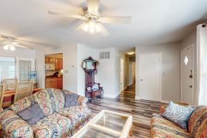 Fotografie z fotogalerie ubytování Calloway Drive Retreat v destinaci Deale