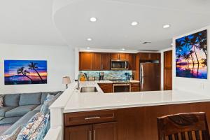 Η κουζίνα ή μικρή κουζίνα στο Kaanapali Royal G302 +25 φωτογραφίες