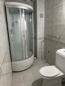 A bathroom at Villa le Palmier