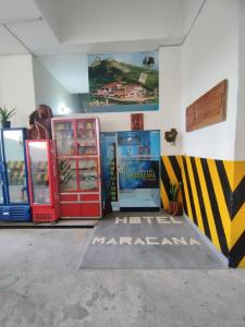 a room with two vending machines on the wall at HOTEL MARACANA in Bucaramanga