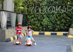 Hotel FortunaGrande Malioboro Yogyakarta gyermekkorú vendégei