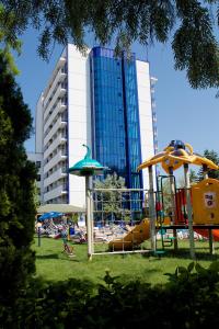 Herní místnost nebo prostor pro děti v ubytování Dunav Hotel