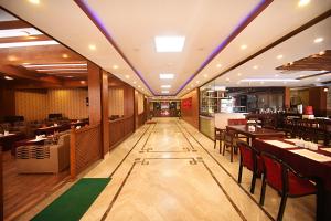 Restoran atau tempat lain untuk makan di The Address Kathmandu Hotel
