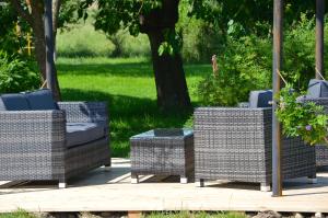 Aed väljaspool majutusasutust Sonnenblumenhof