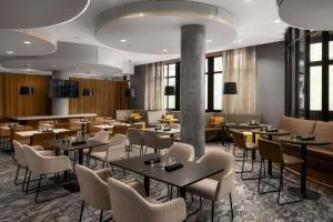 Posezení v ubytování Courtyard by Marriott Seattle Bellevue/Downtown