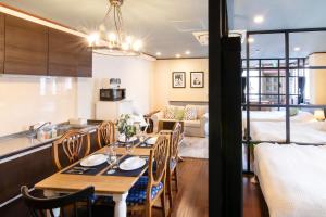 Posezení v ubytování 【5/24NEW OPEN】浅草徒歩3分/Max9名/無料駐車場/渋谷直通
