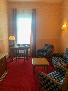 Posezení v ubytování Hotel Sächsischer Hof