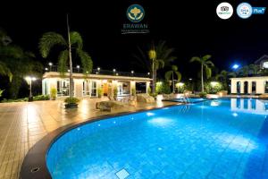 Bazén v ubytování Erawan Hotel nebo v jeho okolí