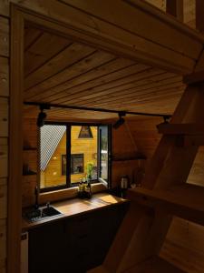 Φωτογραφία από το άλμπουμ του Baza Cottages Kazbegi σε Kazbegi