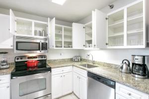 Gallery image of River N 1BR w Gym WD nr Magnificent Mile CHI-162 in Chicago