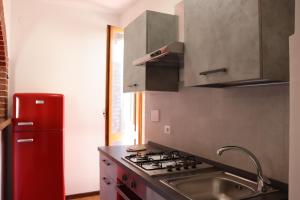 Kuchyň nebo kuchyňský kout v ubytování Appartamento con Camino in Centro Storico