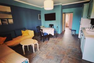 Kuchyň nebo kuchyňský kout v ubytování Elpida Suites