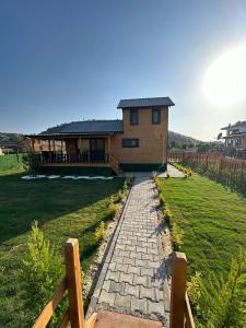 Zahrada ubytování 101 Gün Kiralık Lake House Kayacık + 12 fotografií