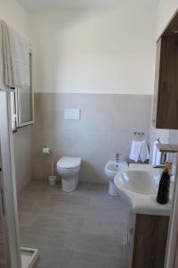 Bilik mandi di Casa vacanze - Orto dei Limoni +13 gambar