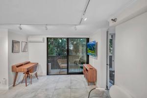 Fotografie z fotogalerie ubytování Spacious Design Studio 3 mins from the beach v Honolulu