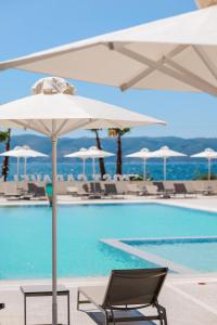 Piscina a JOST Caravel o a prop