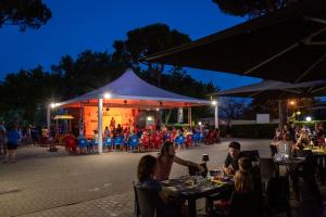 Hosté ubytování hu I Pini village + 37 fotografií