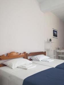 Posteľ alebo postele v izbe v ubytovaní Lysandros Apartments in Athens, near the METRO