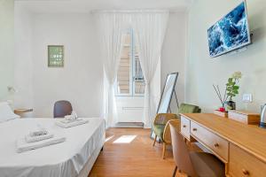 TV a/nebo společenská místnost v ubytování Grenni Guesthouse