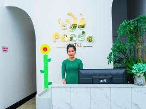 Vstupní hala nebo recepce v ubytování Bai Chay Panda Hotel + 25 fotografií