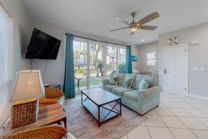 A seating area at Nantucket Rainbow Cottages