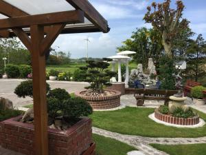 Zahrada ubytování Garni Hotel-Pension Holum