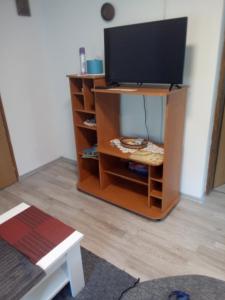 TV o dispositivi per l'intrattenimento presso Lenka