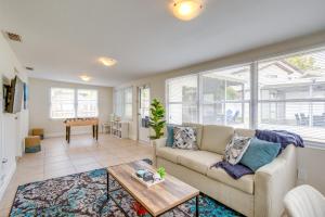 Gallery image of 5 Mi to Beach BBQ-Ready Retreat in Seminole in Redington Shores