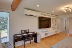 Gallery image of Cape Cod Home with Roof Top Deck, Pool and Hot Tub! in Wellfleet