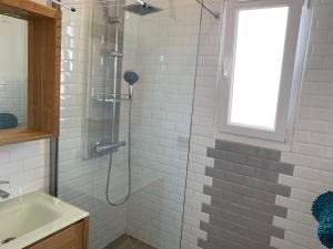 Łazienka w obiekcie St Vélodrome 3 chambres parking 8 couchages neuf