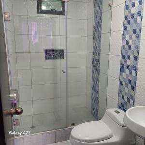 Koupelna v ubytování Hostal Kapital II + 9 fotografií