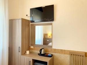 Kuchyň nebo kuchyňský kout v ubytování Hotel Alex Square