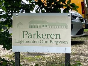 a sign for a parkenerconservatory out brewery at Logies Oud Bergveen in Veenhuizen