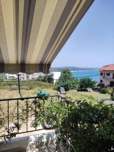 Gallery image of Tina 's cozy apartment in Kastrosikia