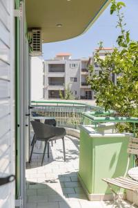 A balcony or terrace at Green House 103