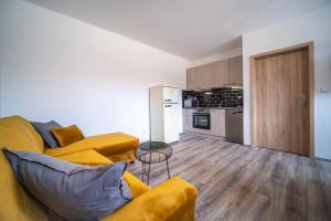 Kuchyňa alebo kuchynka v ubytovaní Promenada Lipno Apartment 123