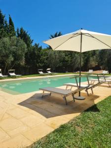The swimming pool at or close to Masseria Fagà