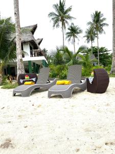 Zahrada ubytování Entire Private Beachfront Villa in Siargao