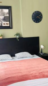 Posteľ alebo postele v izbe v ubytovaní Dworcowa - Apartament